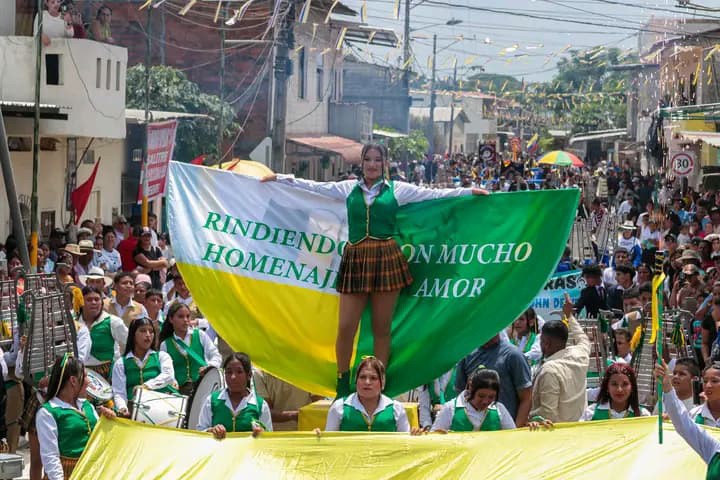Junquillal celebra 34 años de parroquización con orgullo local
