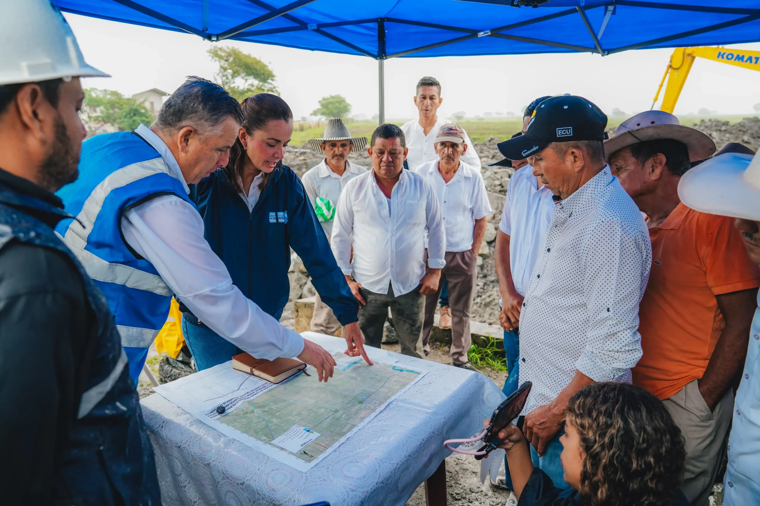 Prefectura inicia ampliación a 4 carriles en La Aurora-La T y riego en Salitre