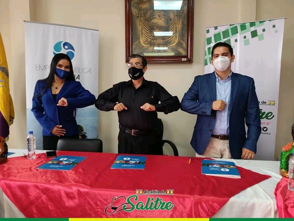 Salitre y Emapas firman convenio para revisar la red hidráulica del cantón