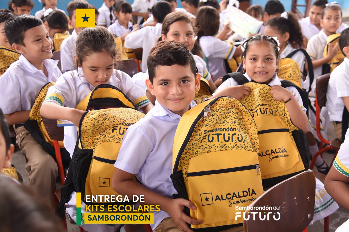 Más de 360 mochilas escolares llegaron a estudiantes de Samborondón