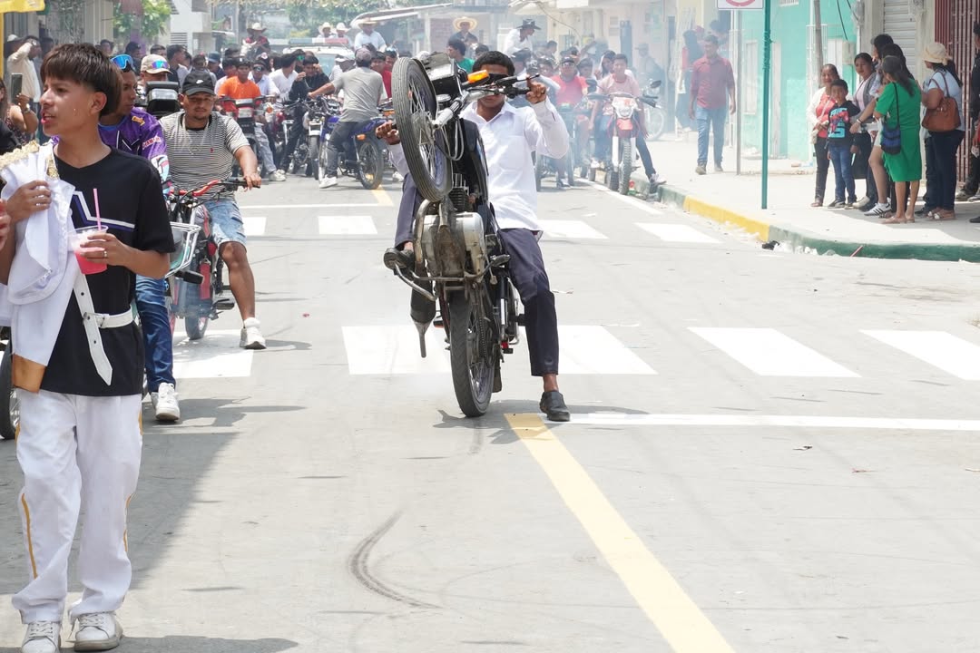 Junquillal celebró con orgullo su desfile cívico militar institucional