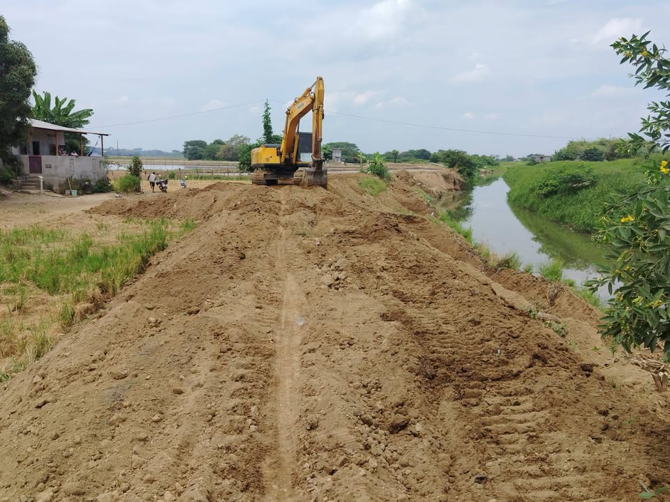 Municipio de Salitre avanza con muro de contención contra inundaciones en Junquillal